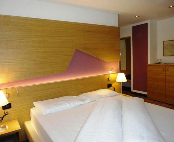 Hotel Cevedale Living Romance Hotel Cogolo Værelse billede