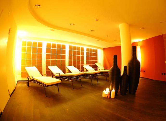 Hotel Cevedale Living Romance Hotel Cogolo Eksteriør billede