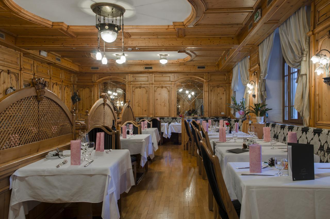 Hotel Cevedale Living Romance Hotel Cogolo Eksteriør billede